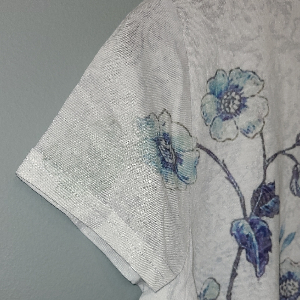 Point Zero Floral Short Sleeve Tee - White and Multicolor - Picture 4 of 11